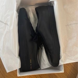 Common Projects Achilles shoes in navy
